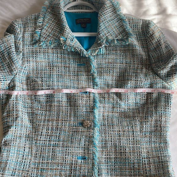 Tweed Jacket - Picture 11 of 12